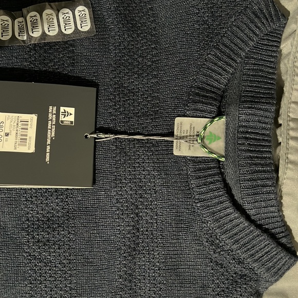 NWT Women’s Wood’s Somervell Knit Sweater - Picture 4 of 4